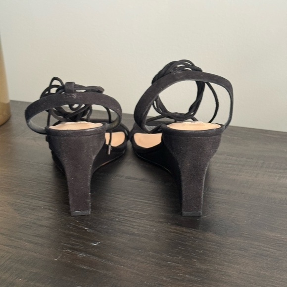 Antonio Melani Black Suede Maryamm Ankle Wrap Wedge Heels Sandals Size 8.5 NEW - Picture 3 of 7